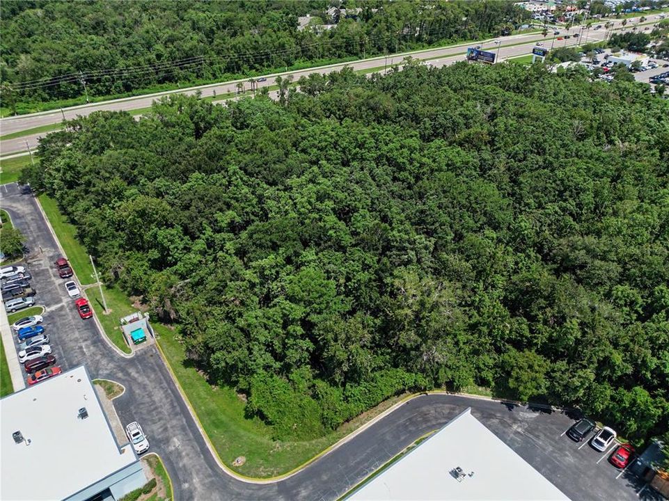 На продажу: $2,800,000 (3.02 acres)