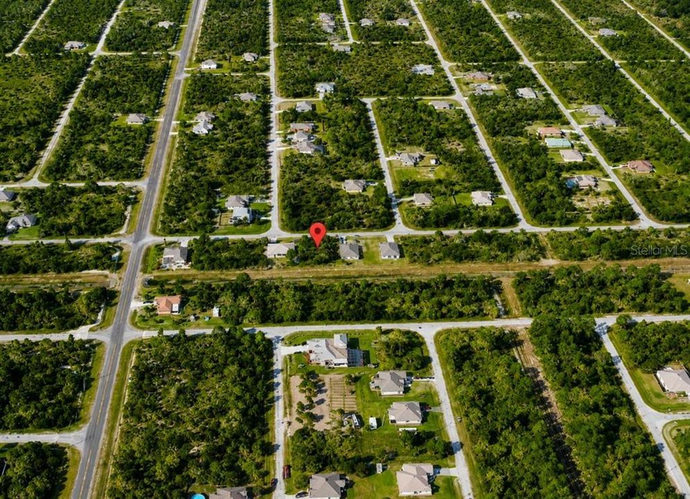 待售: $37,000 (0.23 acres)