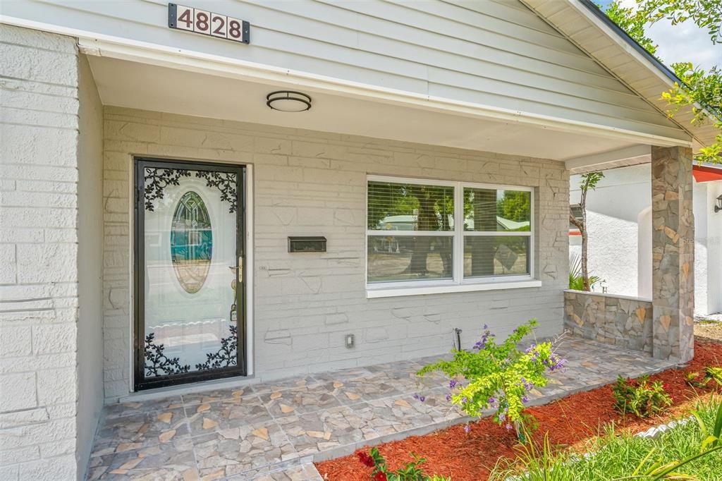 En Venta: $499,995 (3 camas, 2 baños, 1502 Pies cuadrados)