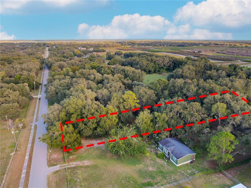待售: $159,000 (1.45 acres)