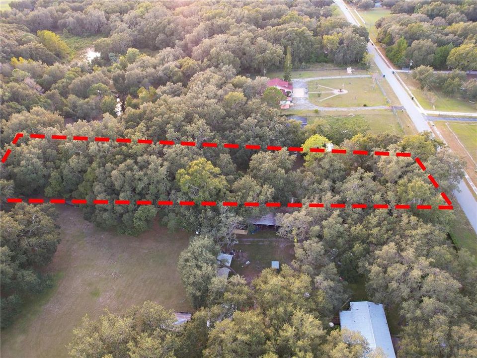 待售: $159,000 (1.45 acres)