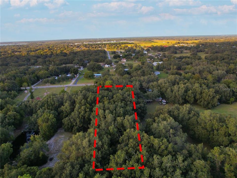 待售: $159,000 (1.45 acres)