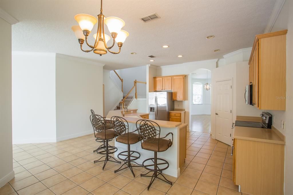 For Rent: $2,800 (5 beds, 3 baths, 2825 Square Feet)