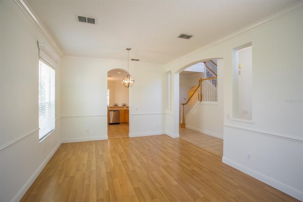 For Rent: $2,800 (5 beds, 3 baths, 2825 Square Feet)
