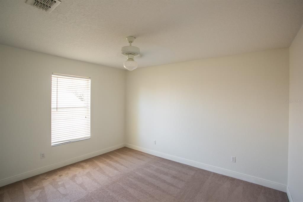 For Rent: $2,800 (5 beds, 3 baths, 2825 Square Feet)