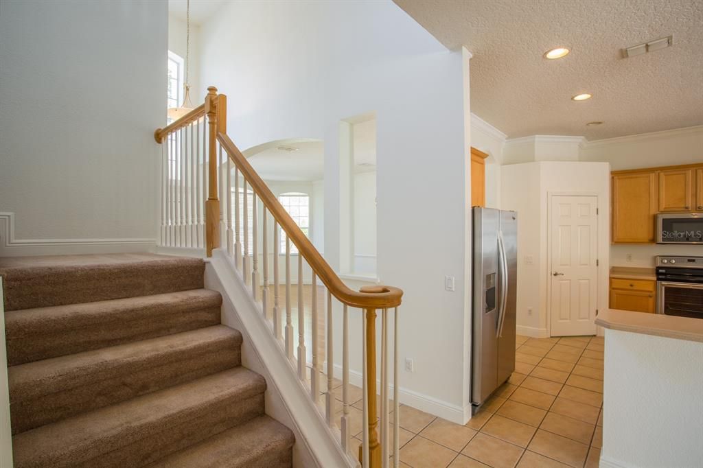 For Rent: $2,800 (5 beds, 3 baths, 2825 Square Feet)
