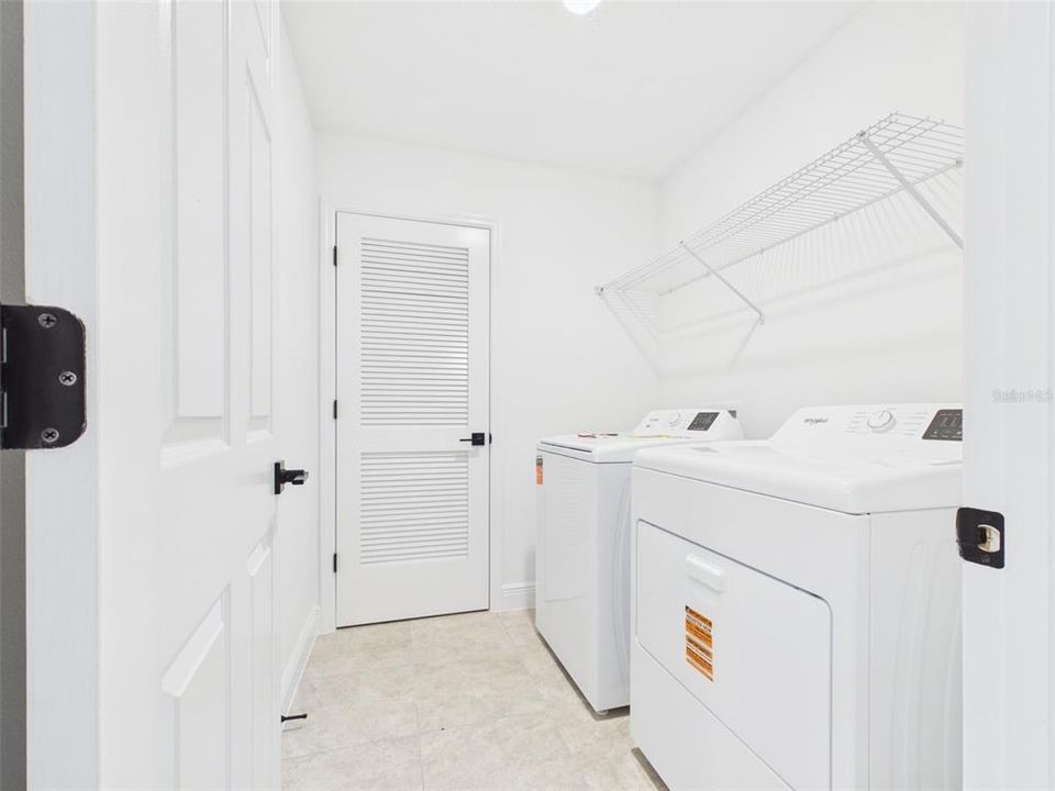 En Renta: $2,300 (3 camas, 2 baños, 1551 Pies cuadrados)