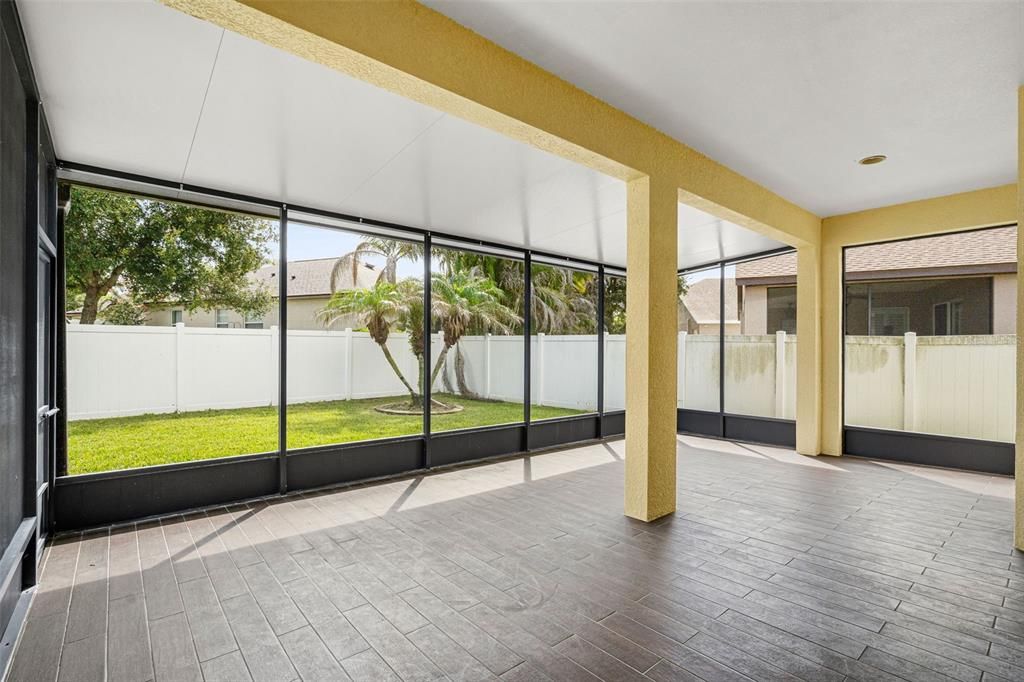 На продажу: $359,995 (3 спален, 2 ванн, 1657 Квадратных фут)
