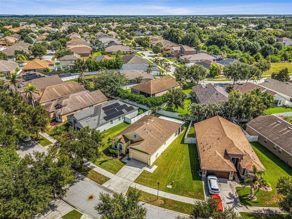 На продажу: $359,995 (3 спален, 2 ванн, 1657 Квадратных фут)