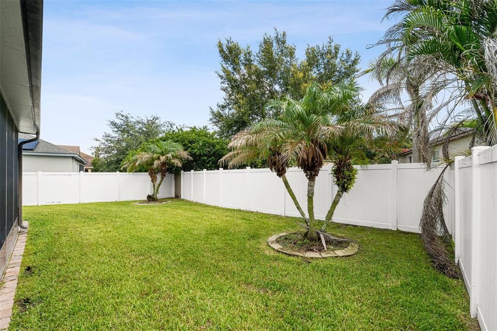 На продажу: $359,995 (3 спален, 2 ванн, 1657 Квадратных фут)