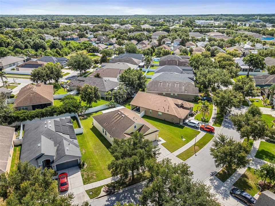 На продажу: $359,995 (3 спален, 2 ванн, 1657 Квадратных фут)