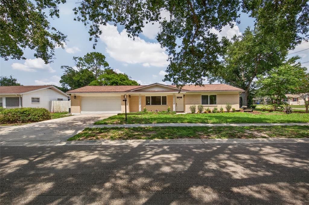 For Sale: $485,000 (3 beds, 2 baths, 1878 Square Feet)
