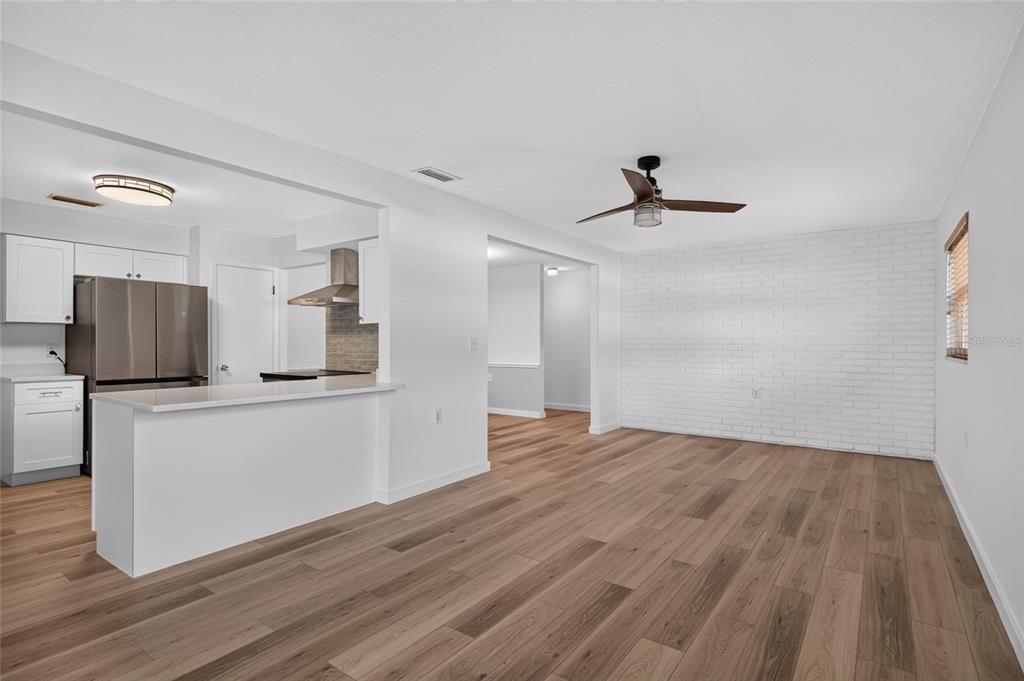 For Sale: $485,000 (3 beds, 2 baths, 1878 Square Feet)