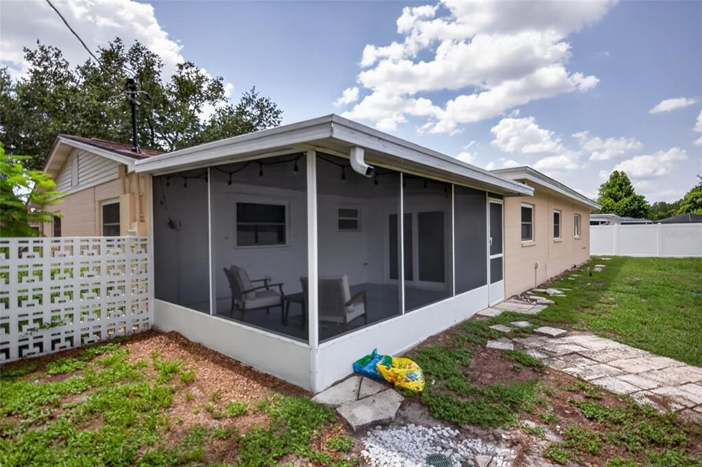 For Sale: $485,000 (3 beds, 2 baths, 1878 Square Feet)