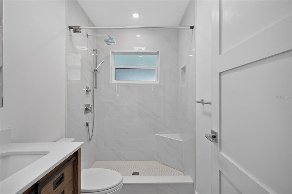 For Sale: $485,000 (3 beds, 2 baths, 1878 Square Feet)