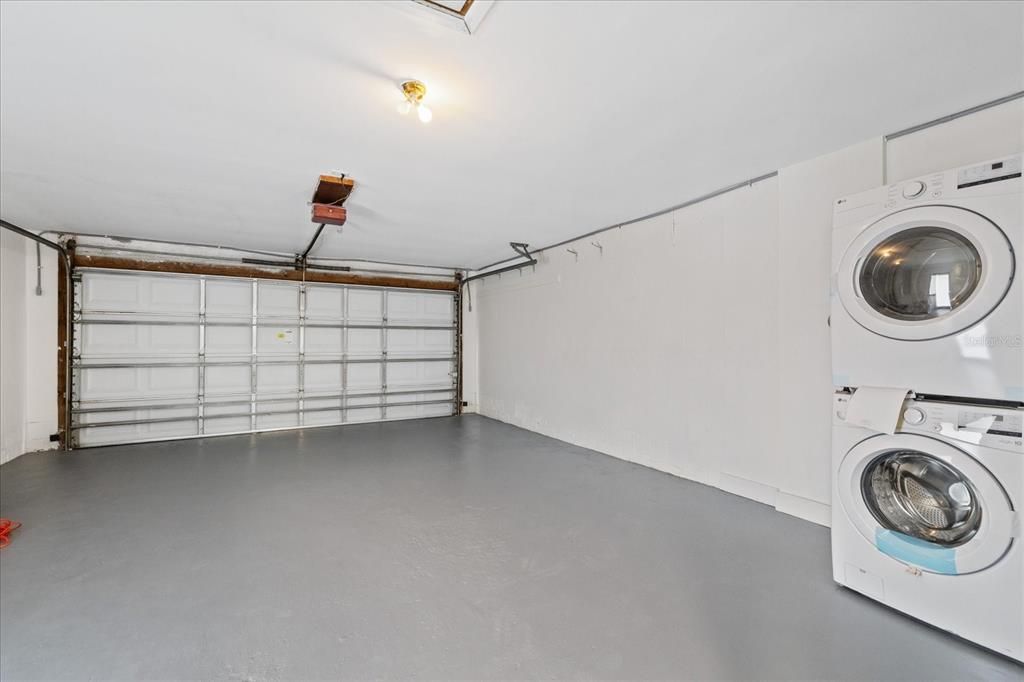 For Sale: $577,000 (4 beds, 2 baths, 2180 Square Feet)