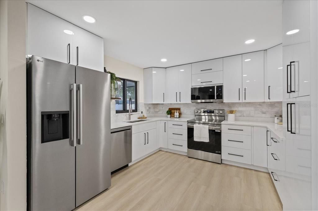 For Sale: $577,000 (4 beds, 2 baths, 2180 Square Feet)