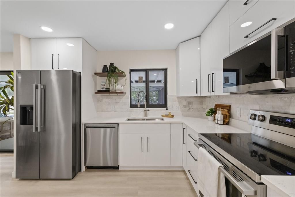 For Sale: $577,000 (4 beds, 2 baths, 2180 Square Feet)
