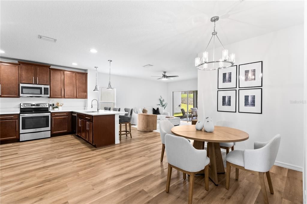 For Sale: $360,000 (4 beds, 2 baths, 1730 Square Feet)