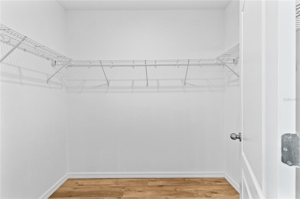 For Sale: $360,000 (4 beds, 2 baths, 1730 Square Feet)