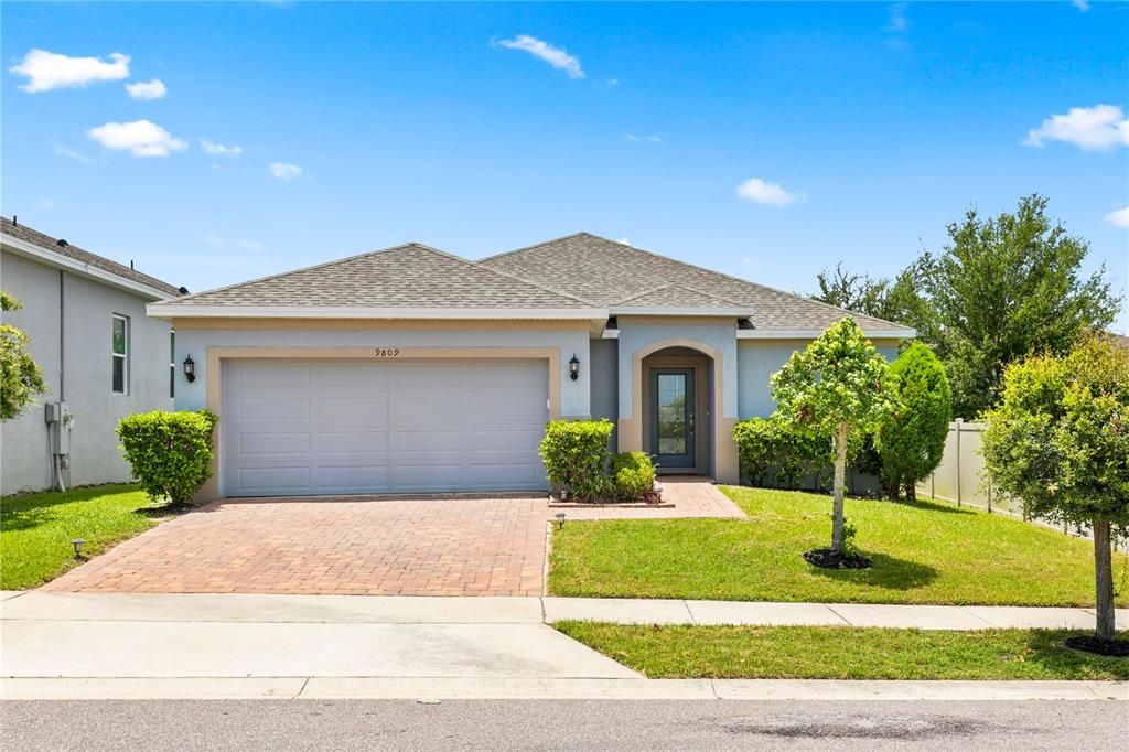 For Sale: $360,000 (4 beds, 2 baths, 1730 Square Feet)