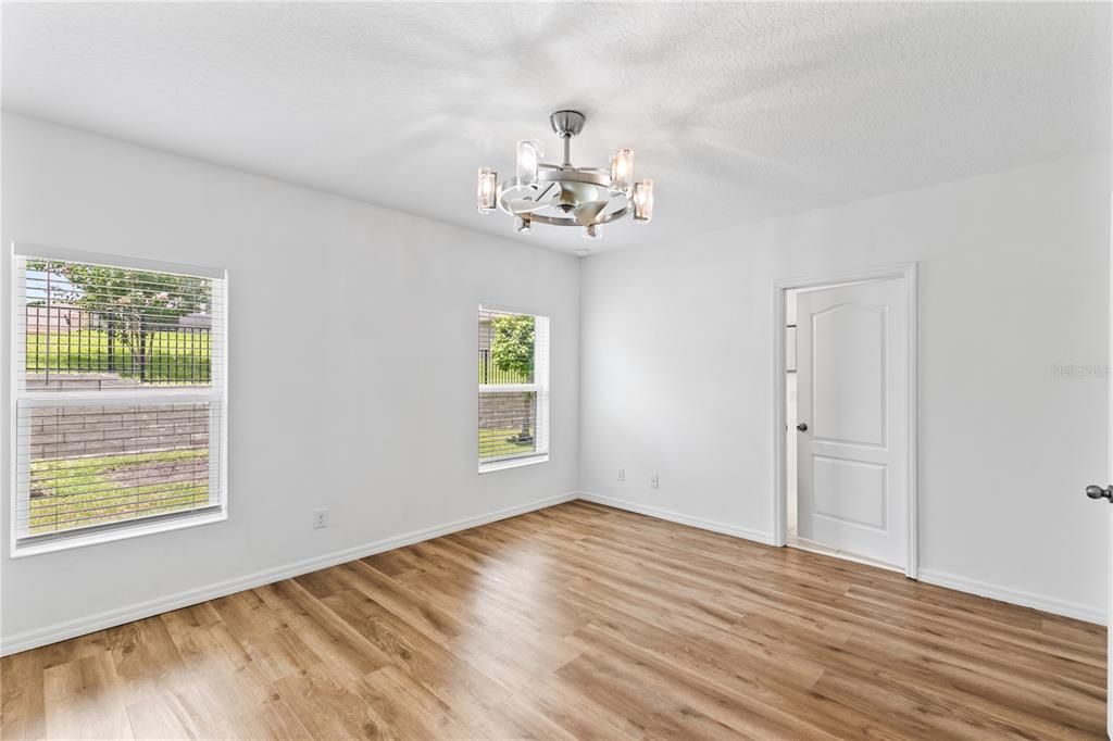For Sale: $360,000 (4 beds, 2 baths, 1730 Square Feet)