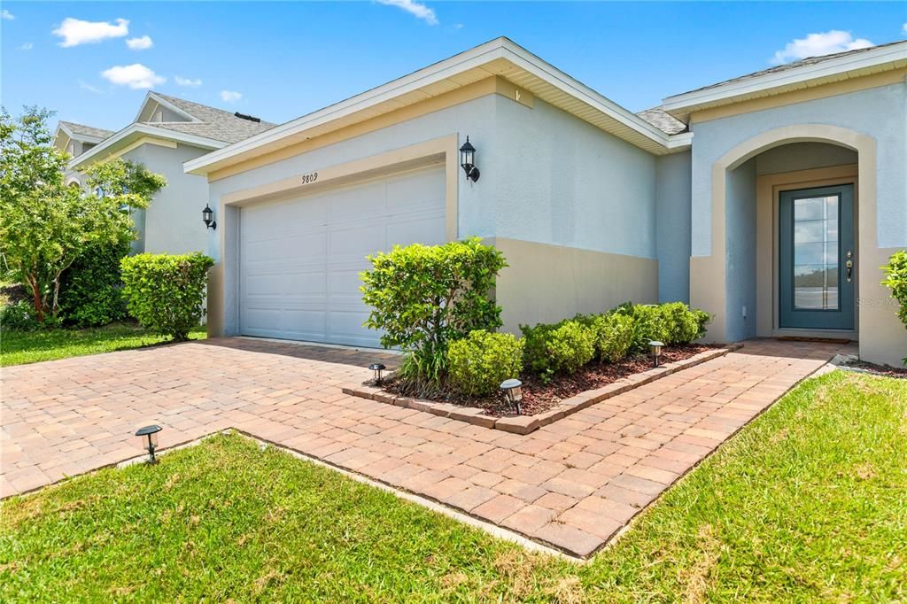 For Sale: $360,000 (4 beds, 2 baths, 1730 Square Feet)