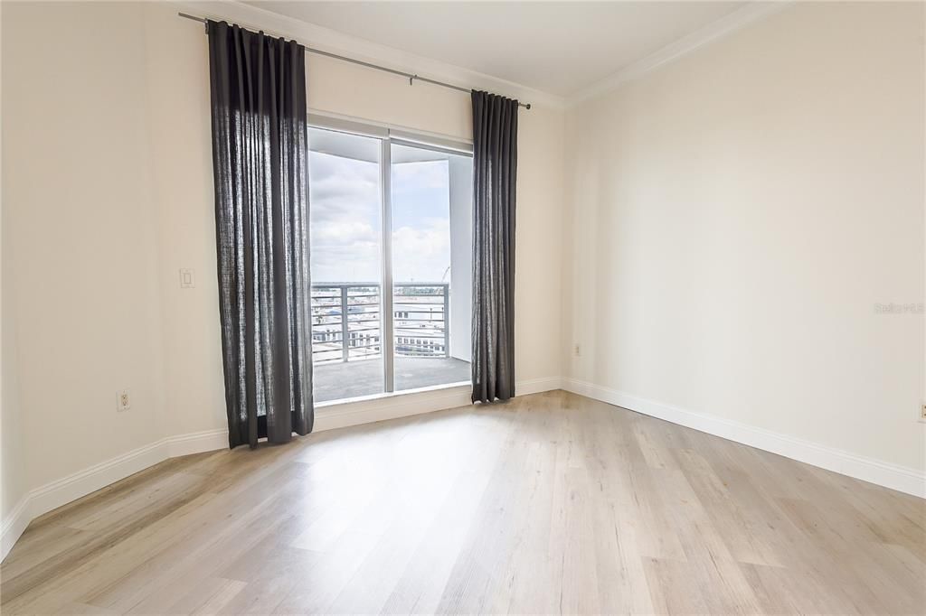 For Rent: $5,750 (3 beds, 3 baths, 1733 Square Feet)