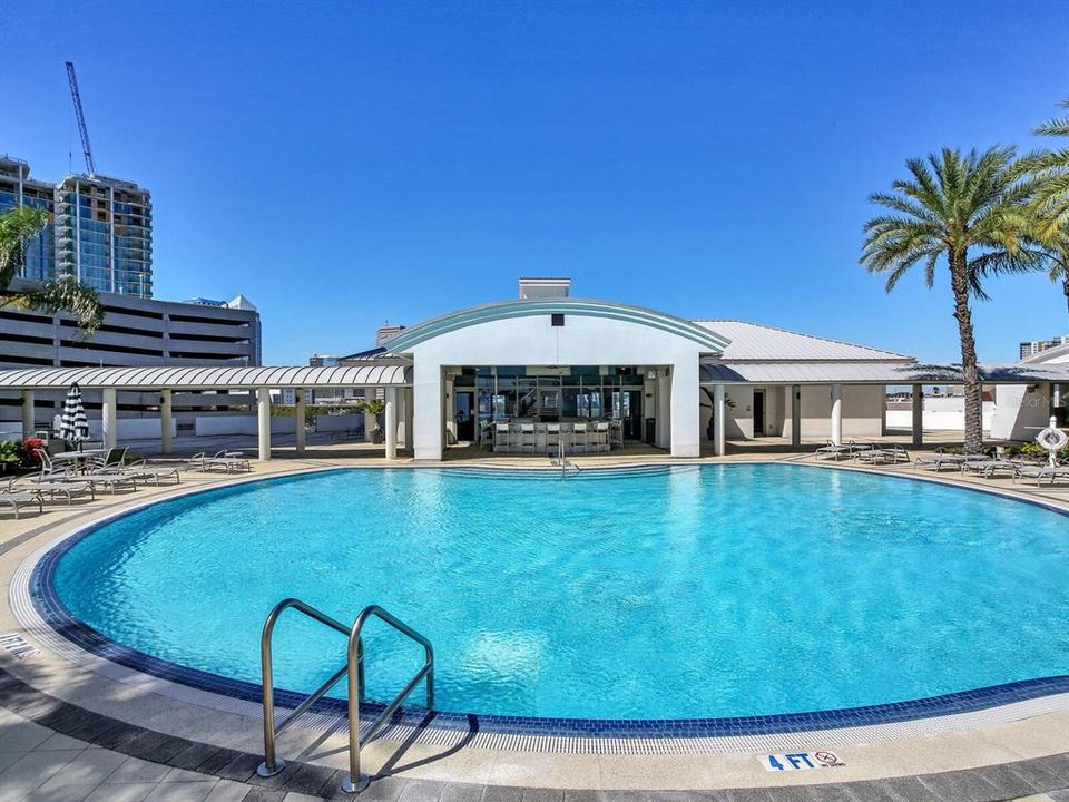 For Rent: $5,750 (3 beds, 3 baths, 1733 Square Feet)