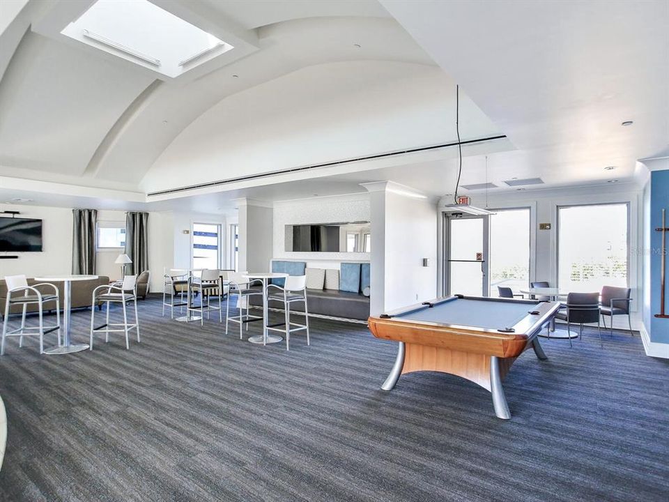 For Rent: $5,750 (3 beds, 3 baths, 1733 Square Feet)