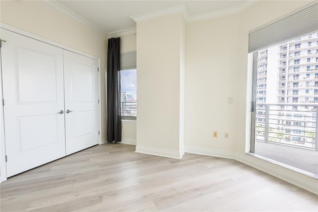 For Rent: $5,750 (3 beds, 3 baths, 1733 Square Feet)