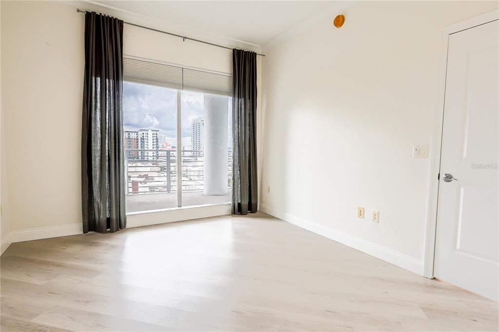For Rent: $5,750 (3 beds, 3 baths, 1733 Square Feet)