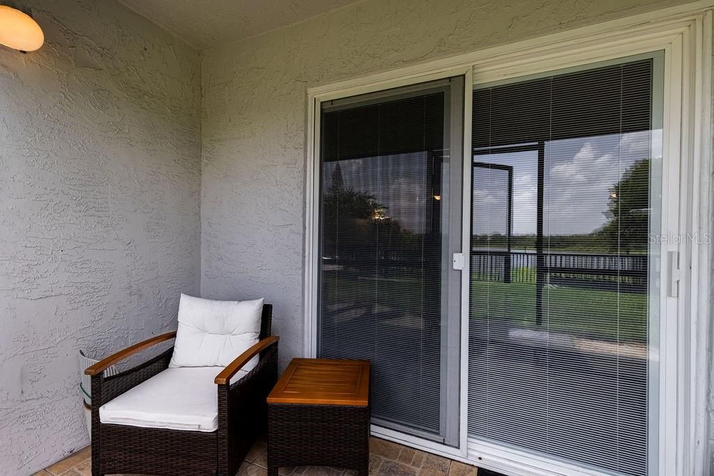 For Sale: $179,900 (2 beds, 2 baths, 1165 Square Feet)