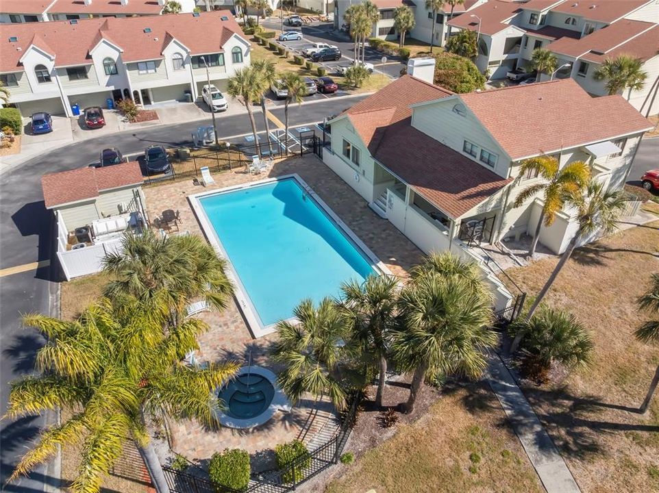 For Sale: $525,000 (3 beds, 3 baths, 2096 Square Feet)