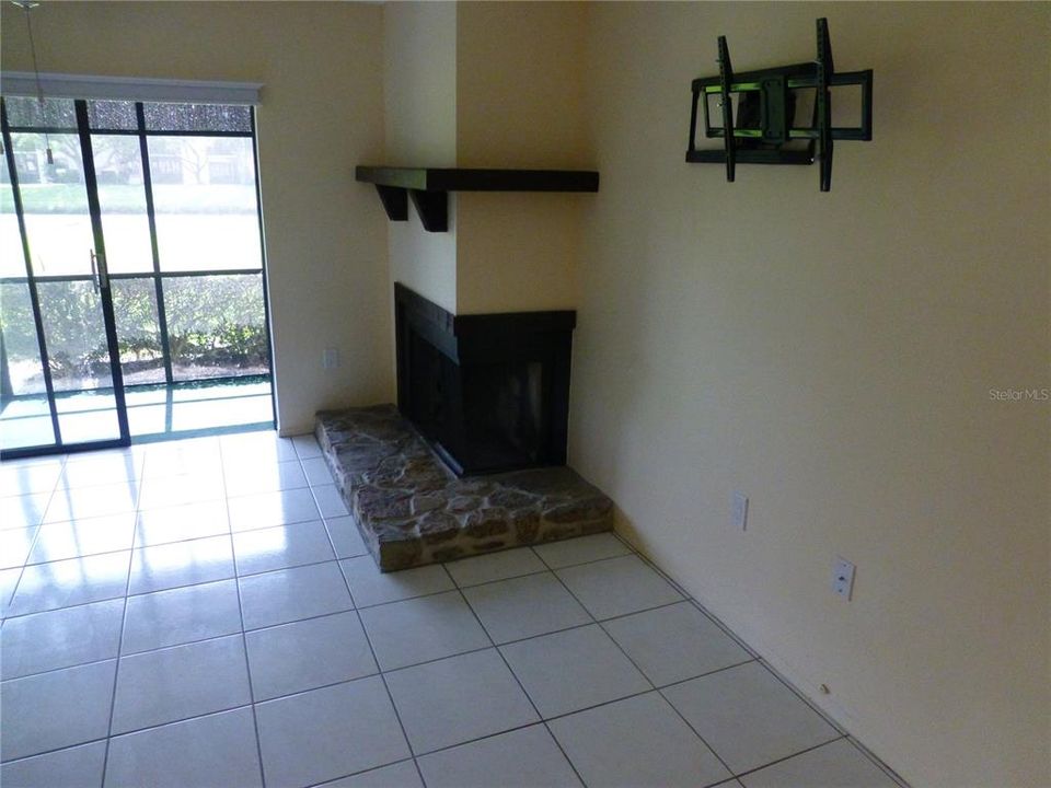 В аренду: $1,850 (2 спален, 2 ванн, 1094 Квадратных фут)
