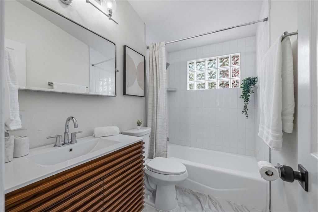 En Venta: $319,900 (3 camas, 1 baños, 1125 Pies cuadrados)