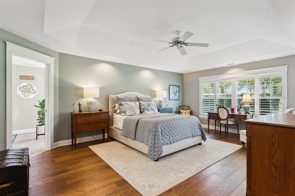 For Sale: $650,000 (4 beds, 2 baths, 2826 Square Feet)