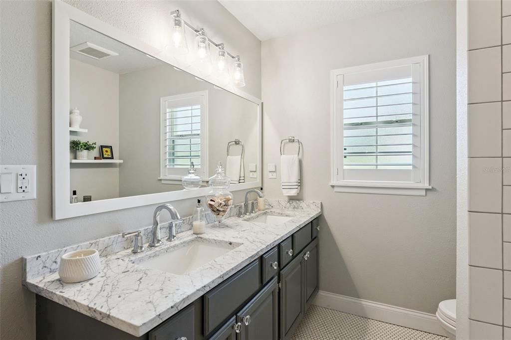 For Sale: $650,000 (4 beds, 2 baths, 2826 Square Feet)