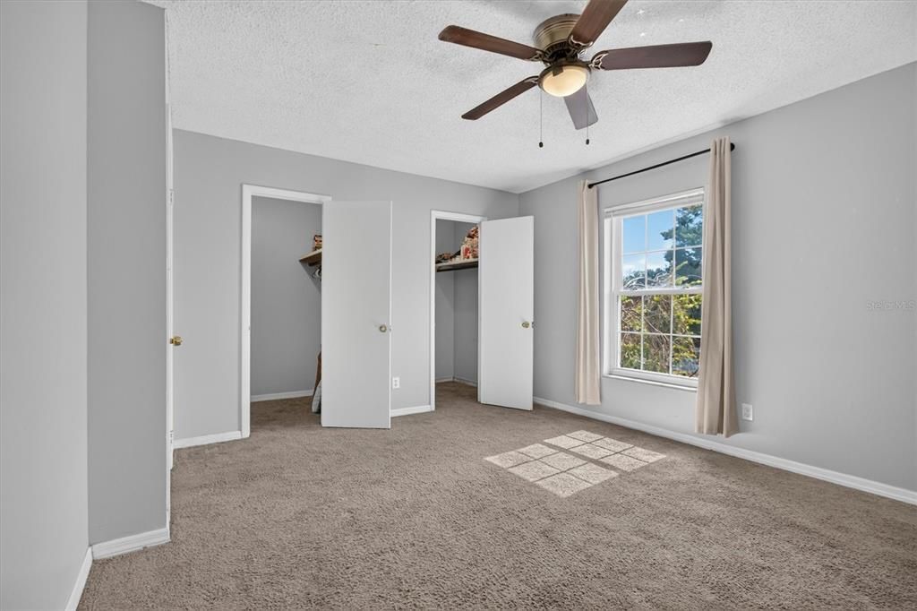 For Sale: $100,000 (1 beds, 1 baths, 680 Square Feet)
