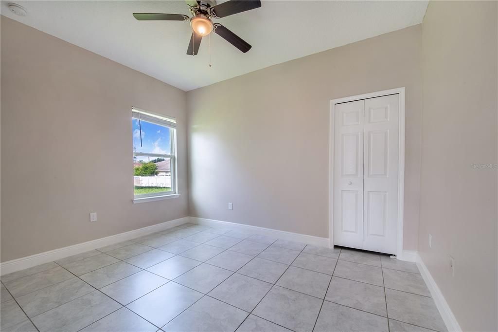 For Sale: $275,000 (4 beds, 2 baths, 1615 Square Feet)