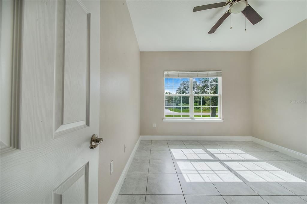 For Sale: $275,000 (4 beds, 2 baths, 1615 Square Feet)
