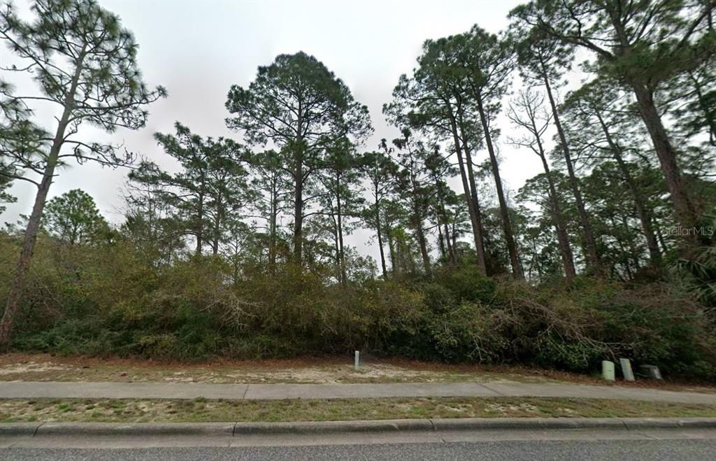 На продажу: $39,999 (0.22 acres)