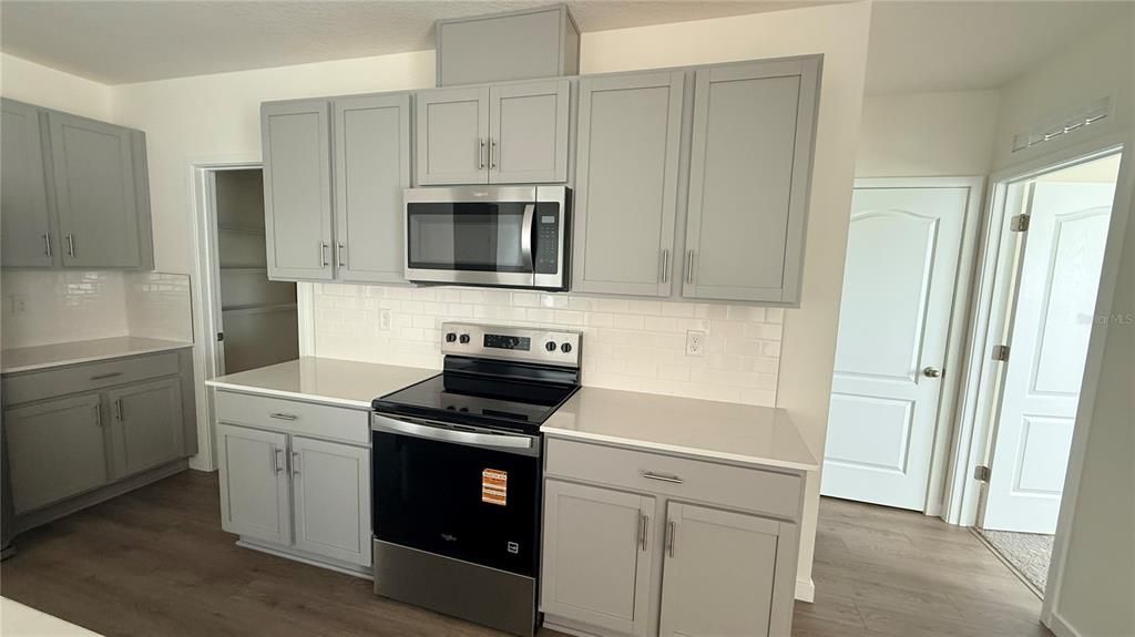 В аренду: $2,900 (5 спален, 3 ванн, 2447 Квадратных фут)