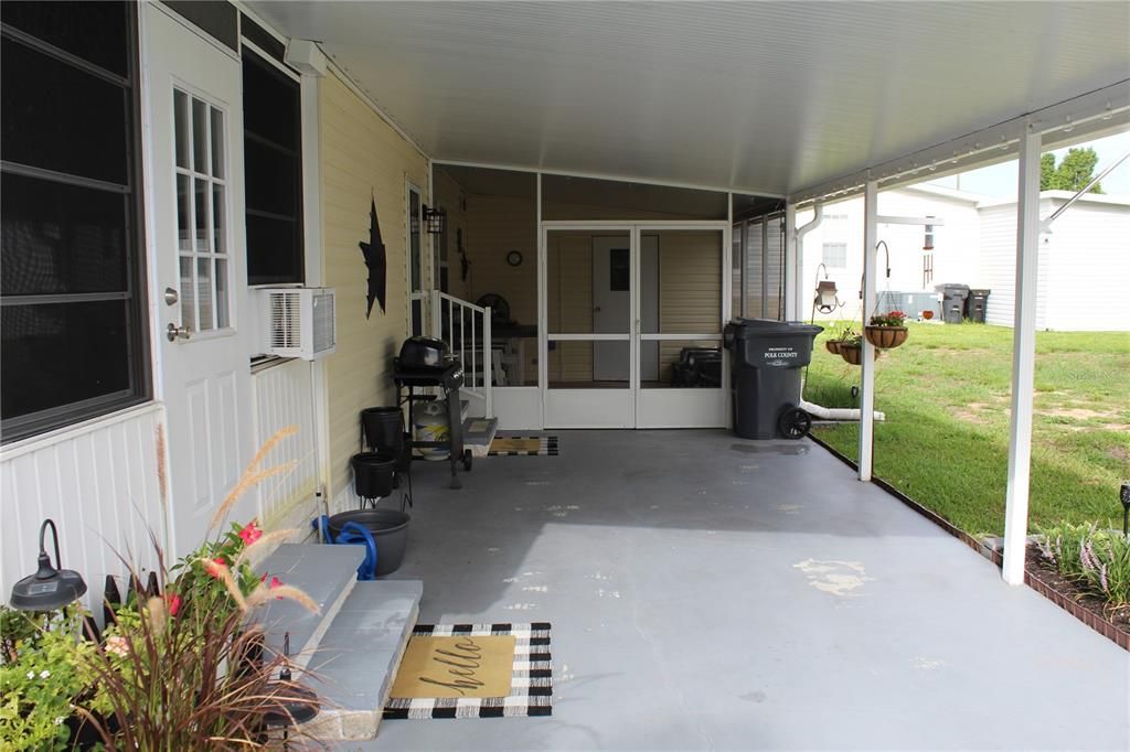For Sale: $149,000 (2 beds, 2 baths, 1144 Square Feet)