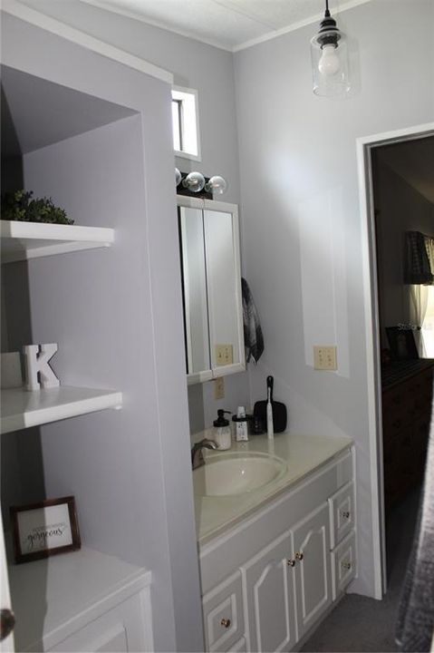 For Sale: $149,000 (2 beds, 2 baths, 1144 Square Feet)