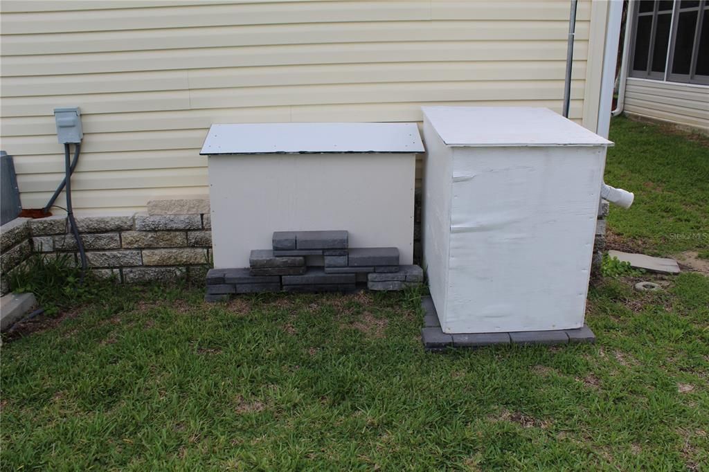 For Sale: $149,000 (2 beds, 2 baths, 1144 Square Feet)