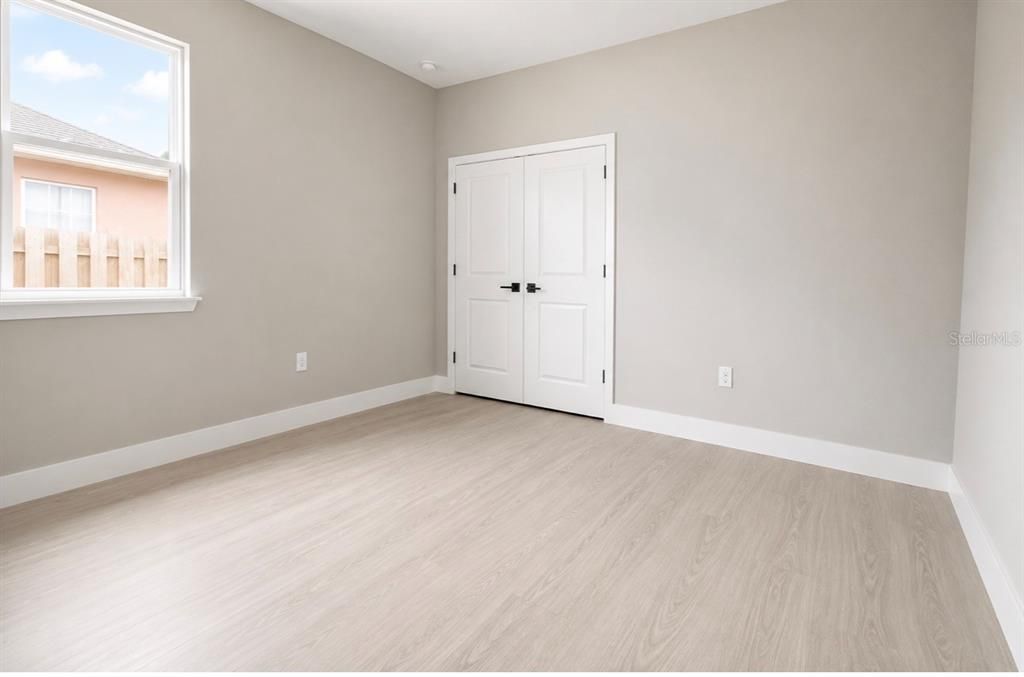 For Sale: $310,000 (4 beds, 2 baths, 1736 Square Feet)
