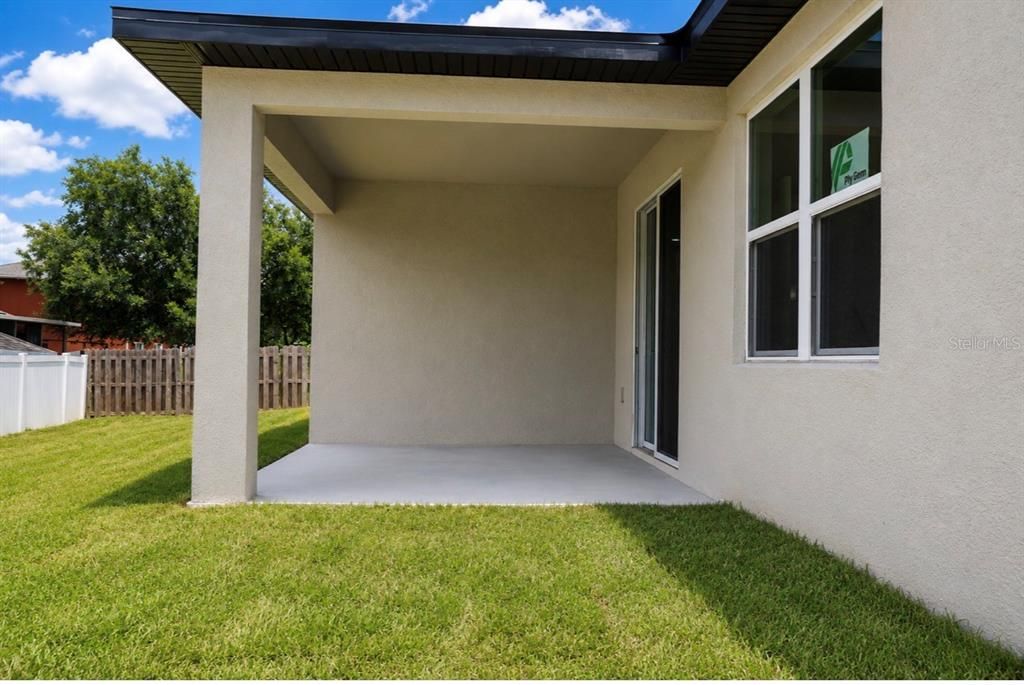 For Sale: $310,000 (4 beds, 2 baths, 1736 Square Feet)