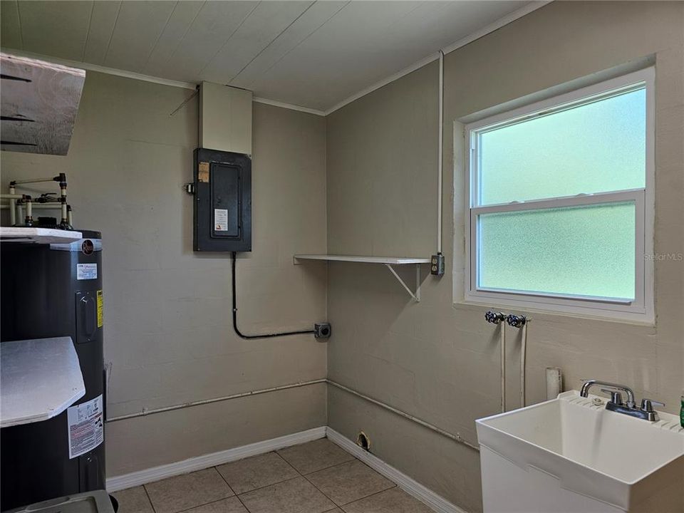 For Rent: $1,500 (2 beds, 2 baths, 1008 Square Feet)