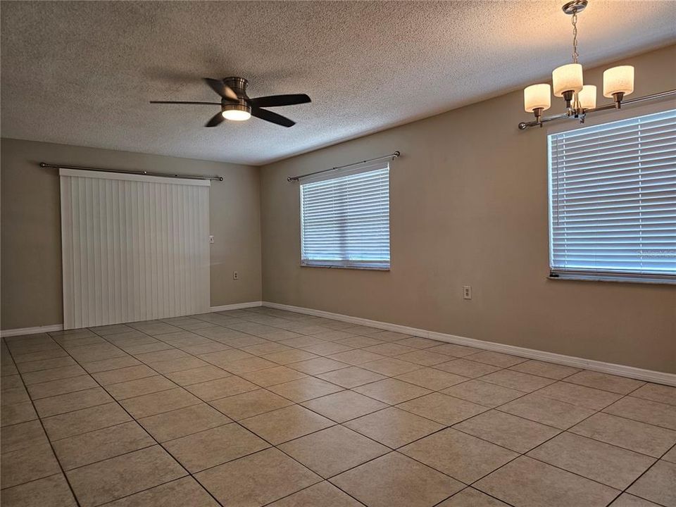 For Rent: $1,500 (2 beds, 2 baths, 1008 Square Feet)